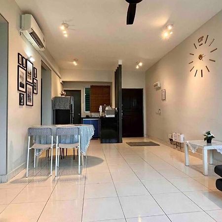 Moderm Spacious 6Pax S Pice Penang Байан-Лепас Екстер'єр фото